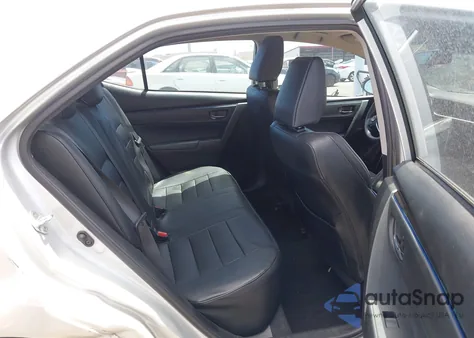 2017 Toyota Corolla Se Special Edition z USA, uszkodzony, nr VIN 5YFBURHE4HP611541